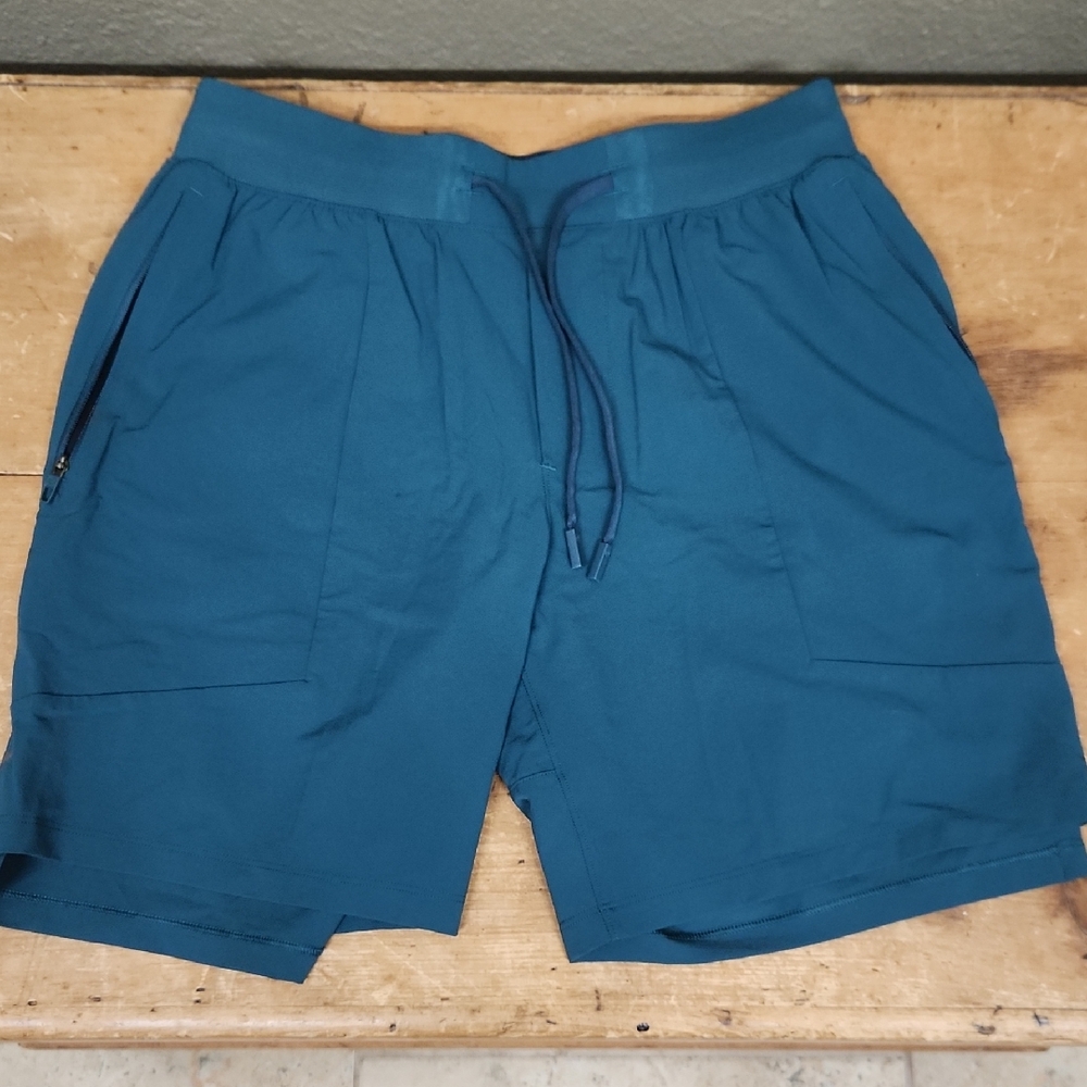lululemon athletica Blue Men's Athletic Shorts